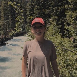 Meet your Posher, Emma